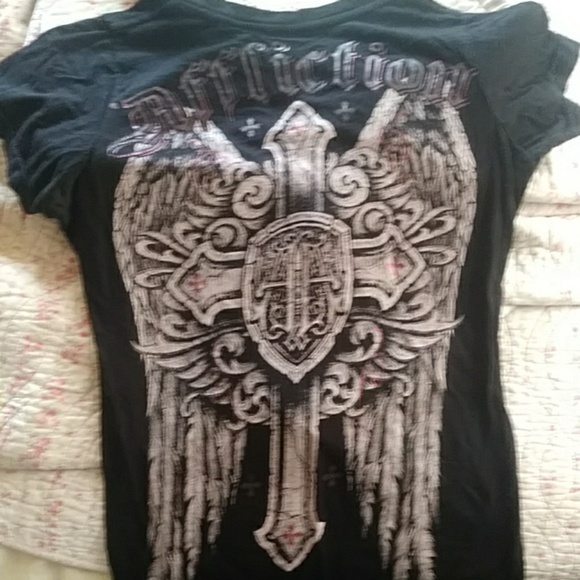 Womens graphic tee - Picture 1 of 2